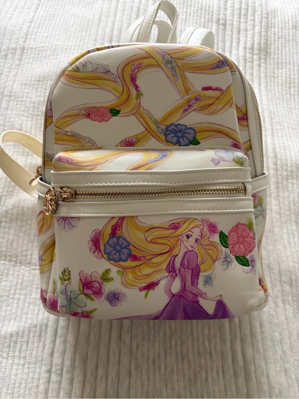 Danielle Nicole White Rapunzel Floral Mini Backpack with Cardholder - Picture 3 of 9